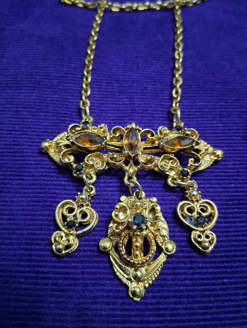 Vintage Victorian Revival Necklace Glass Crystals Goldtone